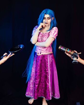 Jhen Cosplay