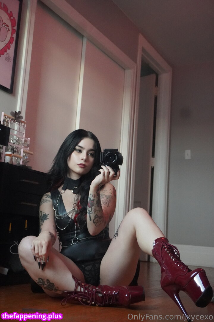 jj0yce / jjoycely Nude OnlyFans Photo #14