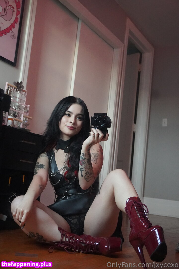 jj0yce / jjoycely Nude OnlyFans Photo #15