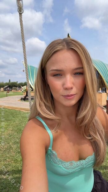 Julia Beautx