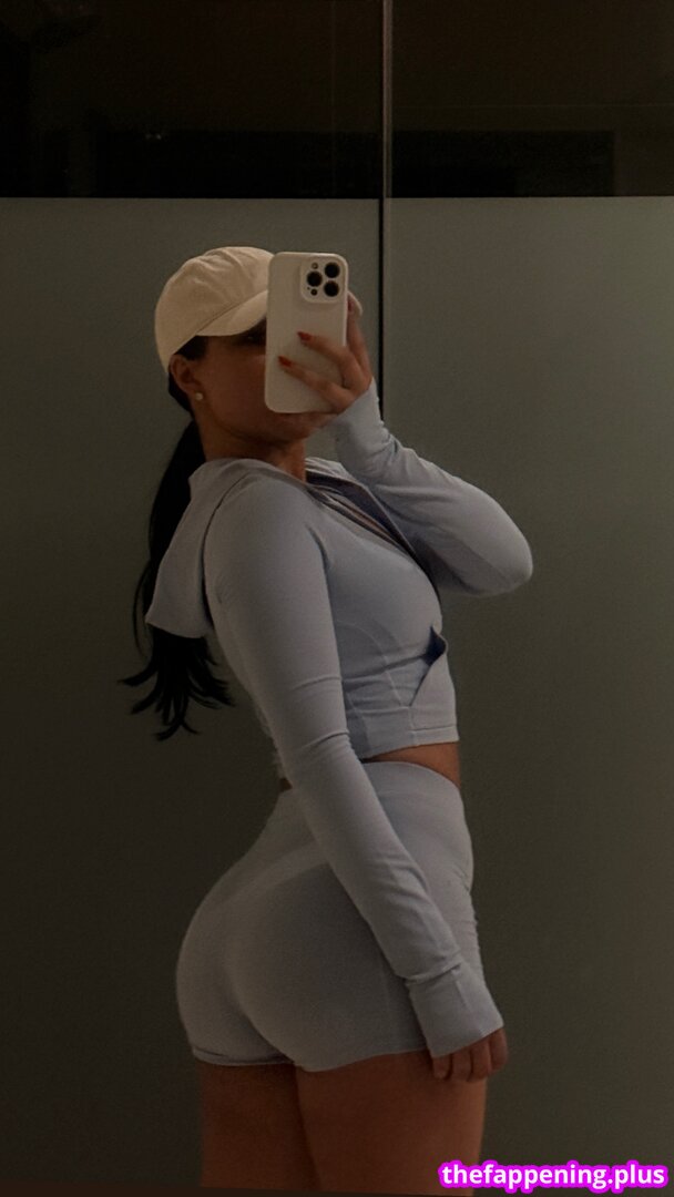 Julia Kelly