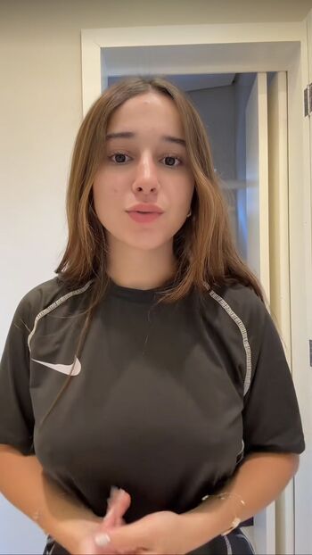 Julia Petroni