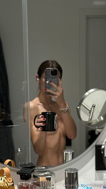 juliagly