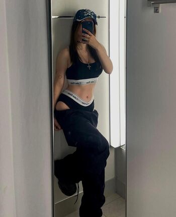 Julviss_ Hotjulcia
