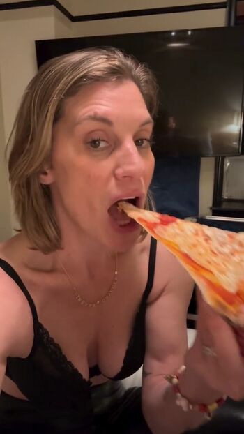 Katee Sackhoff