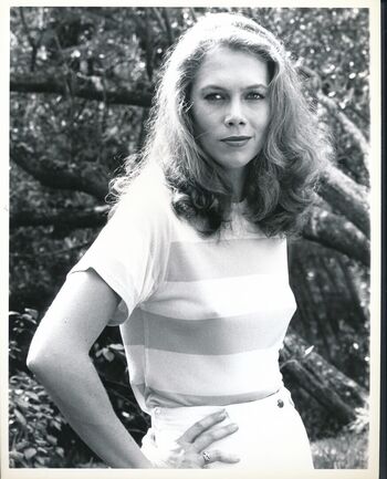 Kathleen Turner