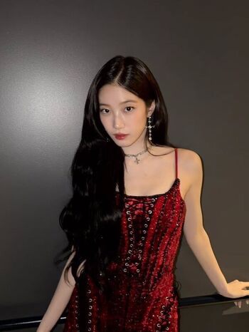 Kazuha Nakamura 中村 一葉