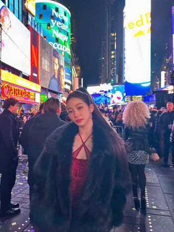 Kazuha Nakamura 中村 一葉