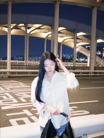 Kazuha Nakamura 中村 一葉