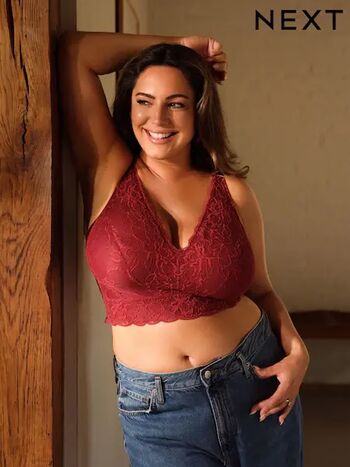 Kelly Brook