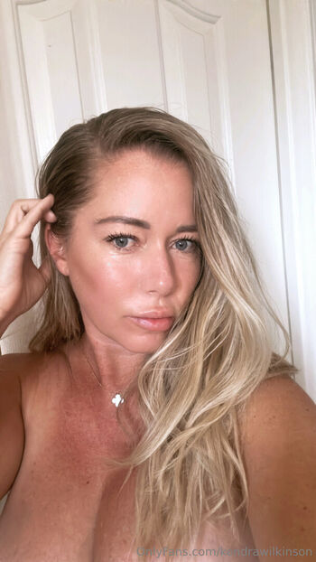 Kendra Wilkinson