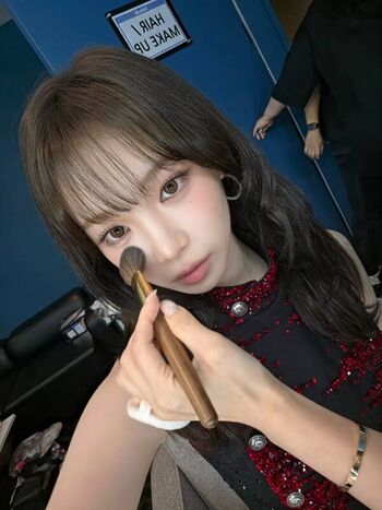 Kim Chaewon