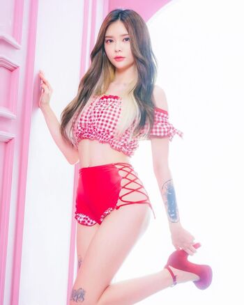 Kim Hee Yeon