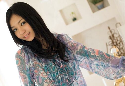 kishi aino