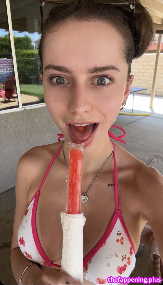 katelynelizabeth / kkateyann / nnayetakk Photo OnlyFans Nu #100
