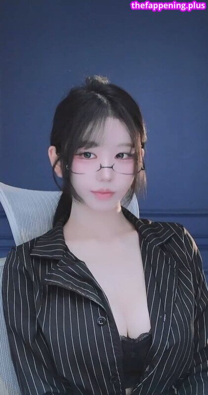 kkok7816 / kook1916 / midi Foto OnlyFans Nuda #273