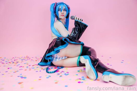 Lana Rain