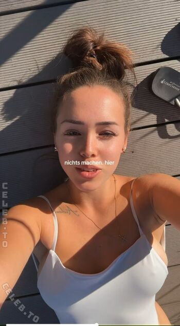 Lara.stxx