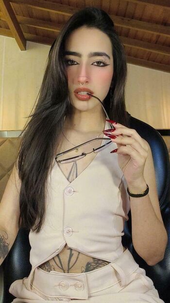 larisasmirnoov