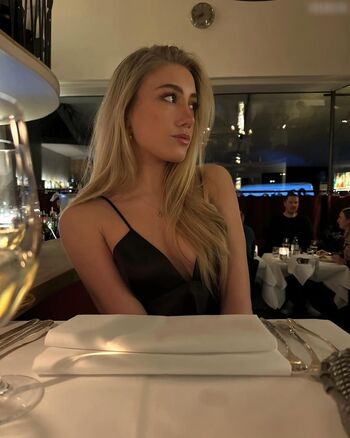 Larissa Oberste