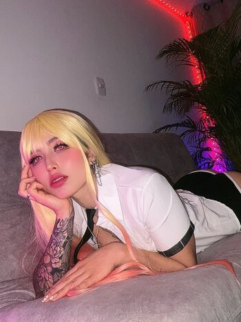 Larolita23