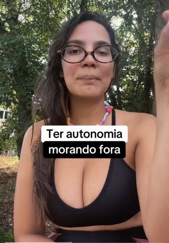 Laís Brasileira Na França