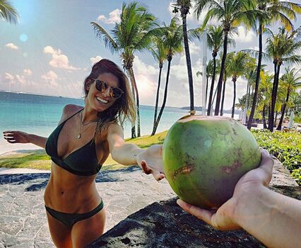 Laury Thilleman