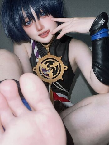 leda_ll003