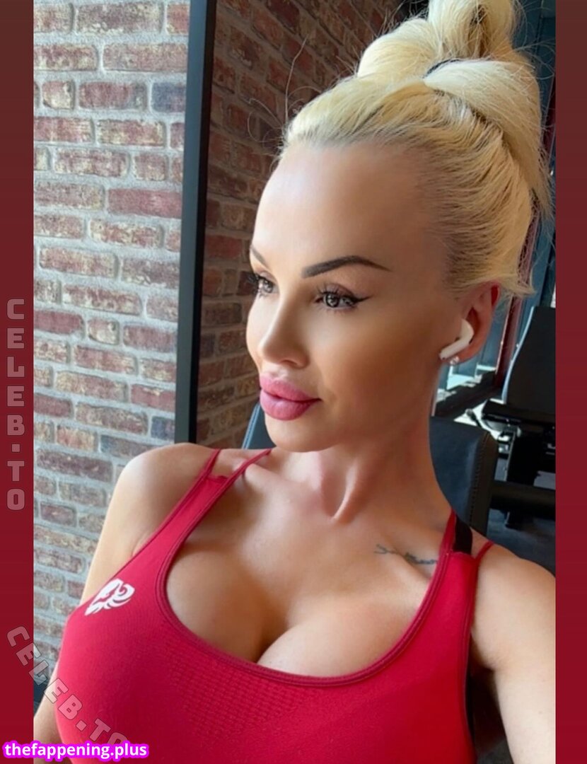 Lena R