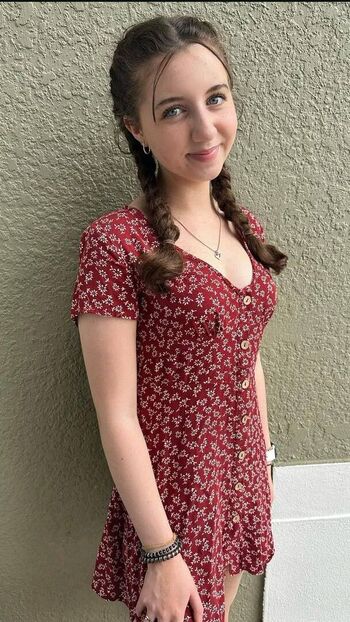 Lexi Hawks