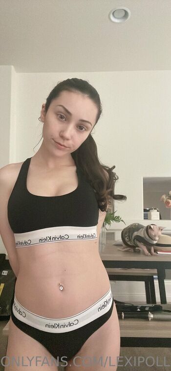 Lexi Poll Asmr