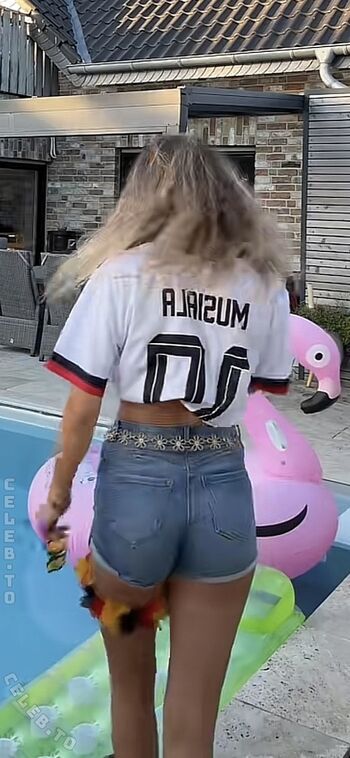 Lia.bmgn