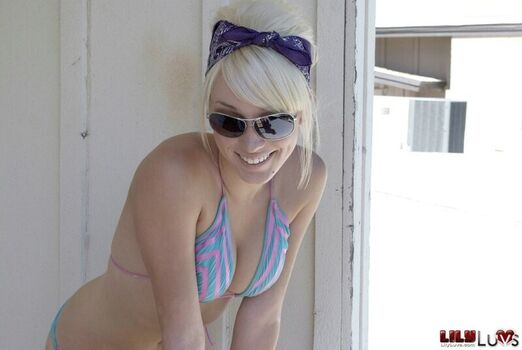 Lily LaBeau