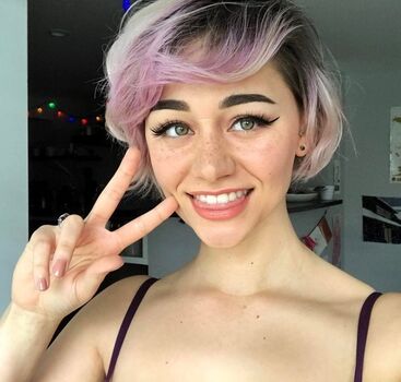 LocalGal9