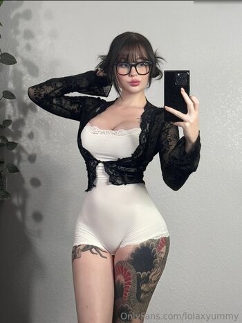 Lola Goth