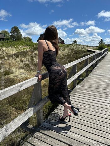 Lucy Schiller