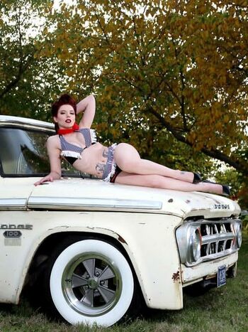 Ludella Hahn