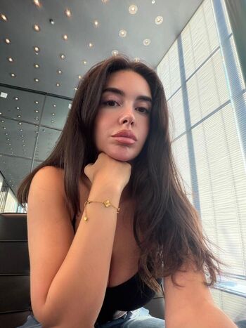 Lya Aylin
