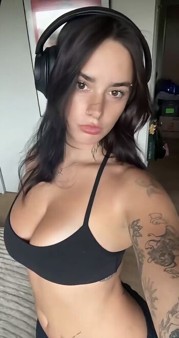 Makenzie Raine