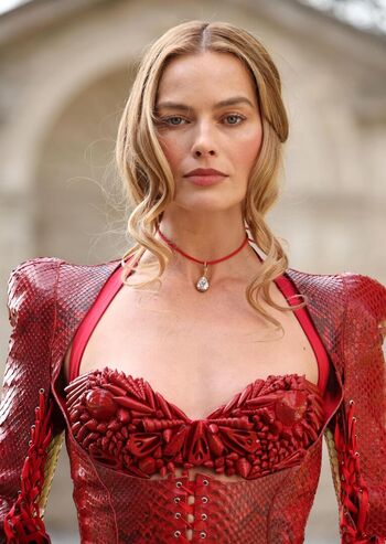 Margot Robbie