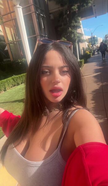 Maria Sharrad