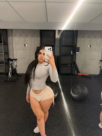 Mary Yousefi