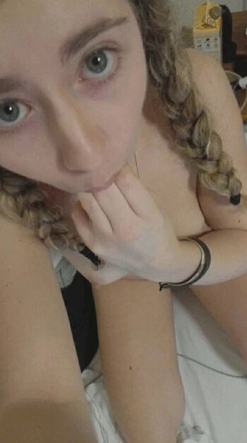 Maryjane Auryn