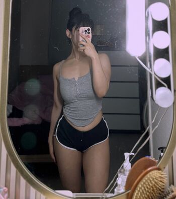 _may.e 은지