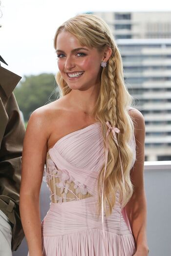 Mckenna Grace