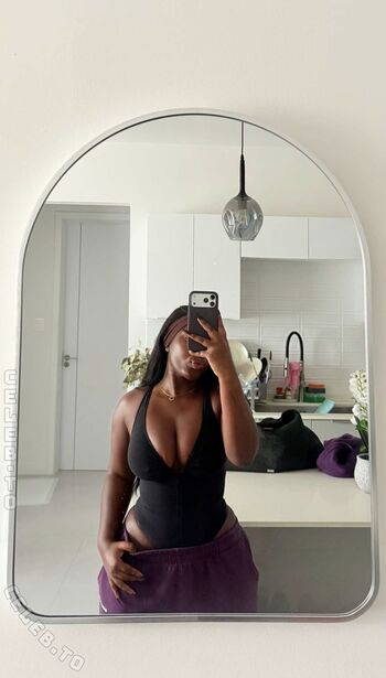 Melaxgoddess