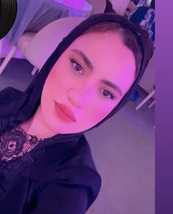Melek Azad