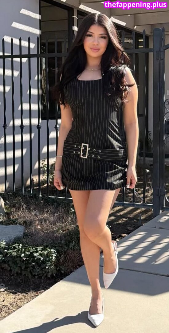 mia_krystal