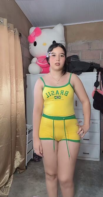 Mia Millon