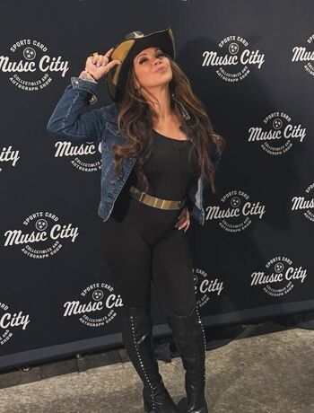 Mickie James